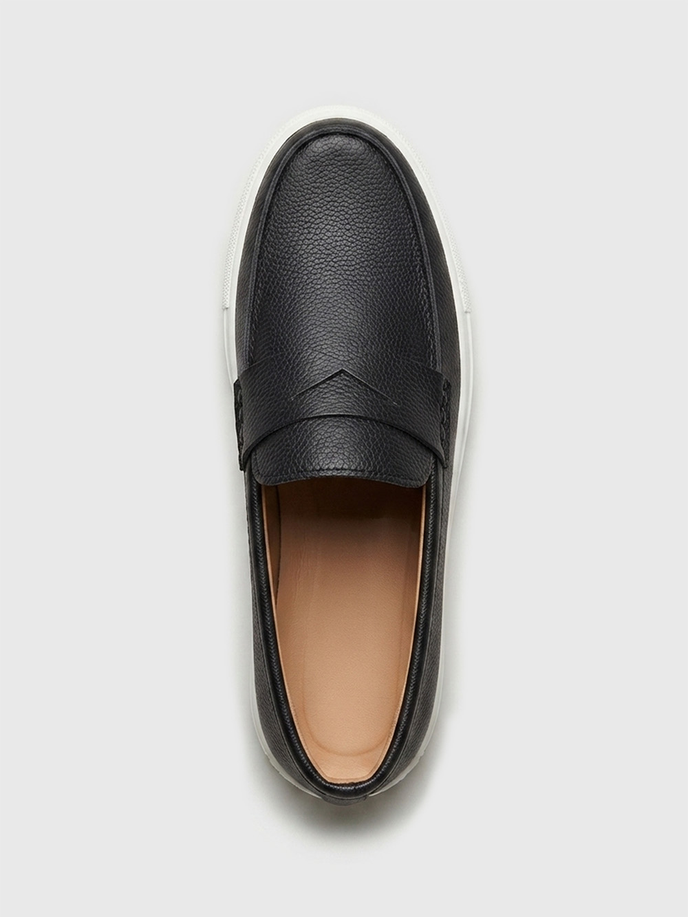 UrbanEase Classic Loafer Black - B17